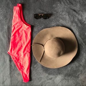 🌺High Cut Swimsuit🌺